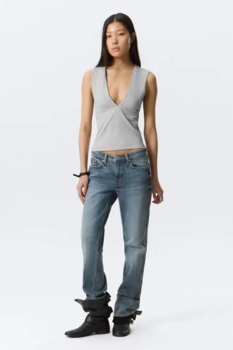 Top ajustado sin mangas con cuello en V – Gris claro jaspeado