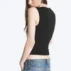 Top ajustado sin mangas con cuello en V – Negro Top ajustado sin mangas con cuello en V – Negro