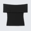 Top ajustado sin mangas y con hombros al aire – Negro Top ajustado sin mangas y con hombros al aire – Negro