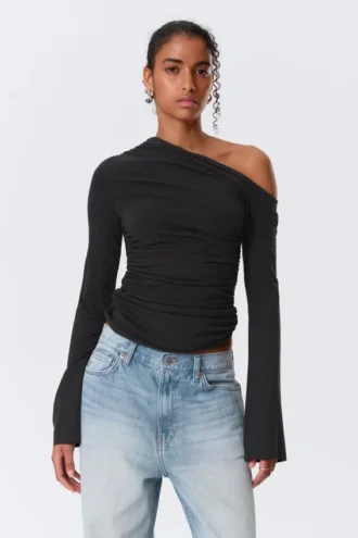 Top asimétrico de lyocell con caída – Negro
