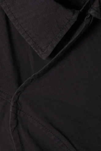 Top asimétrico de manga corta con tejido ripstop – Negro