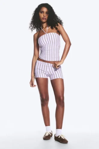 Top bandeau con cuello halter – Lila a rayas