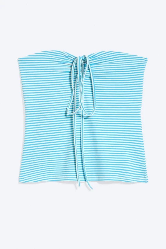 Top bandeau con cuello halter – Rayas blancas y turquesas Top bandeau con cuello halter – Rayas blancas y turquesas