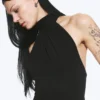 Top con cuello halter drapeado – Negro Top con cuello halter drapeado – Negro