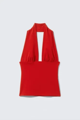 Top con cuello halter profundo – Rojo