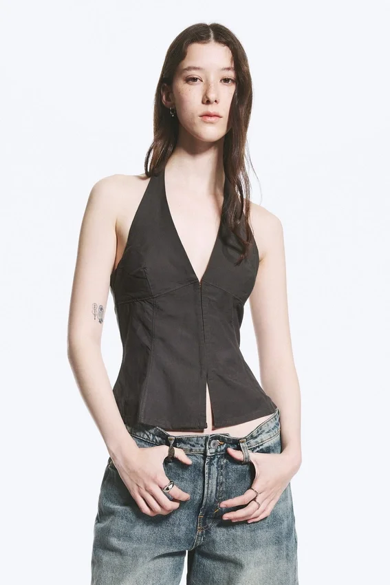 Top con cuello halter y cierre de corchetes en la espalda – Gris oscuro Top con cuello halter y cierre de corchetes en la espalda – Gris oscuro