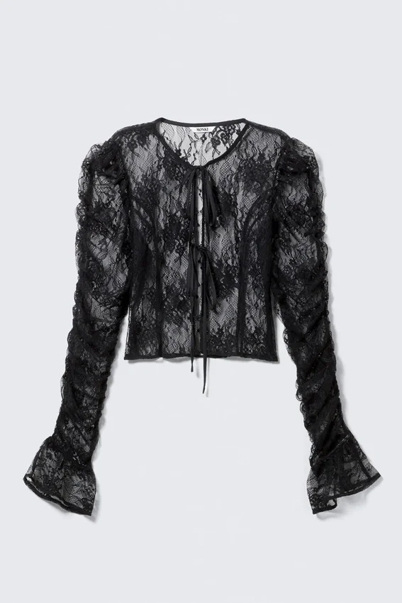 Top con lazo delantero de encaje – Negro Top con lazo delantero de encaje – Negro