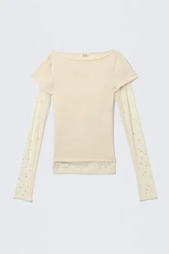 Top con mangas de malla con pedrería – Beige