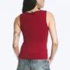 Top con tirantes y cuello en V – Rojo oscuro Top con tirantes y cuello en V – Rojo oscuro