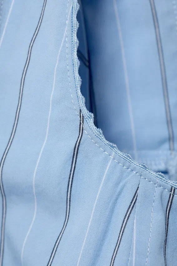 Top corto tipo corsé de popelín de algodón – Rayas azul claro Top corto tipo corsé de popelín de algodón – Rayas azul claro