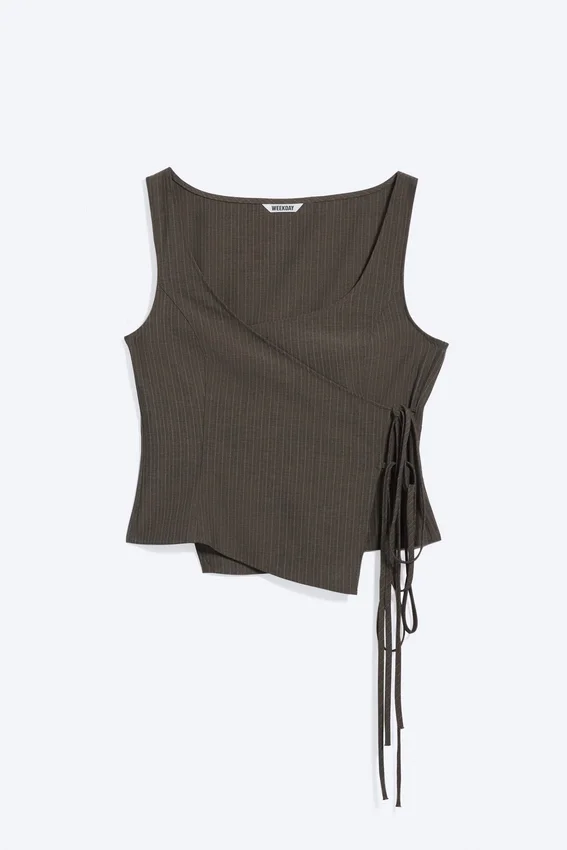 Top cruzado asimétrico con tirantes – Dark Mole Top cruzado asimétrico con tirantes – Dark Mole