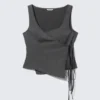 Top cruzado asimétrico con tirantes – Gris oscuro jaspeado Top cruzado asimétrico con tirantes – Gris oscuro jaspeado