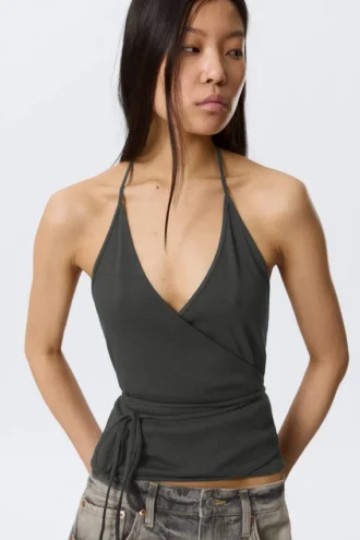 Top cruzado con cuello halter – Gris oscuro