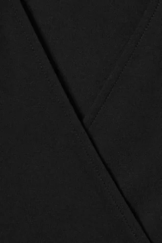 Top cruzado sin mangas – Negro