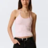 Top de algodón ajustado con cuello halter – Rosa claro Top de algodón ajustado con cuello halter – Rosa claro