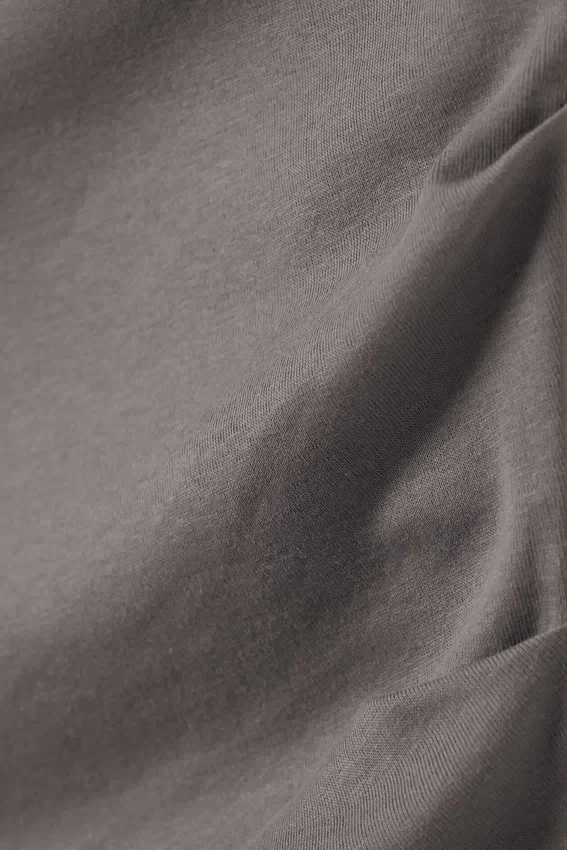 Top de algodón con hombros anchos – Gris Top de algodón con hombros anchos – Gris