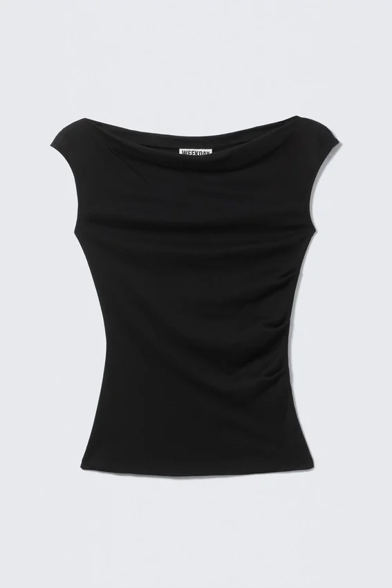 Top de algodón con hombros anchos – Negro Top de algodón con hombros anchos – Negro