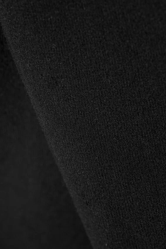 Top de algodón de cuello barco y manga larga – Negro Top de algodón de cuello barco y manga larga – Negro