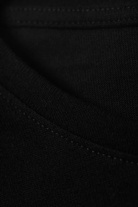 Top de algodón de manga larga y corte entallado – Negro Top de algodón de manga larga y corte entallado – Negro