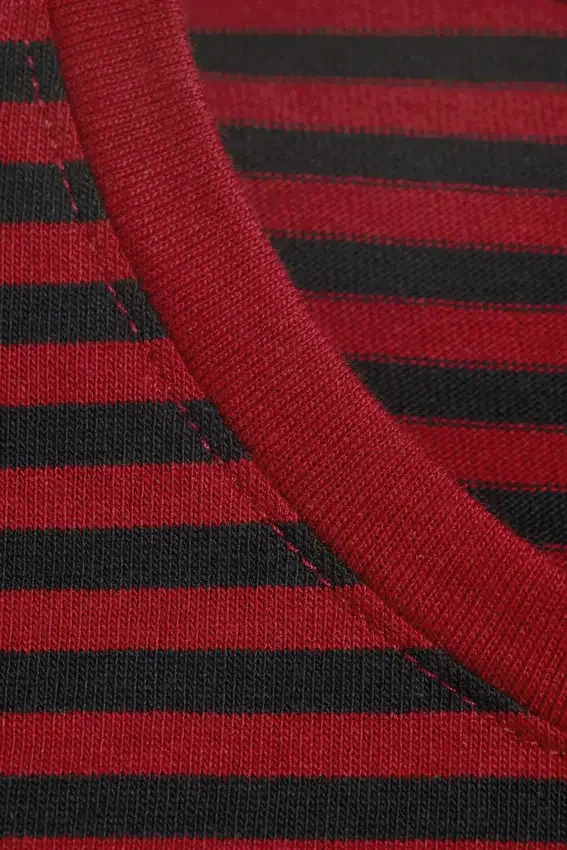 Top de algodón de manga larga y corte entallado – Rayas rojo oscuro Top de algodón de manga larga y corte entallado – Rayas rojo oscuro