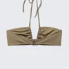 Top de bikini bandeau con fruncidos y cuello halter – Dusty Mole