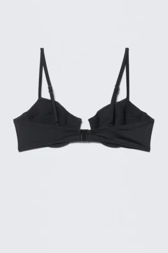 Top de bikini con aros y relleno – Negro