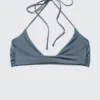 Top de bikini con cuello halter – Azul empolvado – Brillo Top de bikini con cuello halter – Azul empolvado – Brillo