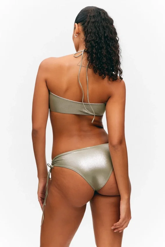 Top de bikini con cuello halter y purpurina – Verde caqui con purpurina Top de bikini con cuello halter y purpurina – Verde caqui con purpurina