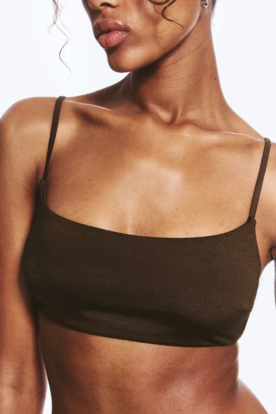 Top de bikini con cuello redondo – Marrón oscuro Top de bikini con cuello redondo – Marrón oscuro