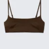 Top de bikini con cuello redondo – Marrón oscuro Top de bikini con cuello redondo – Marrón oscuro