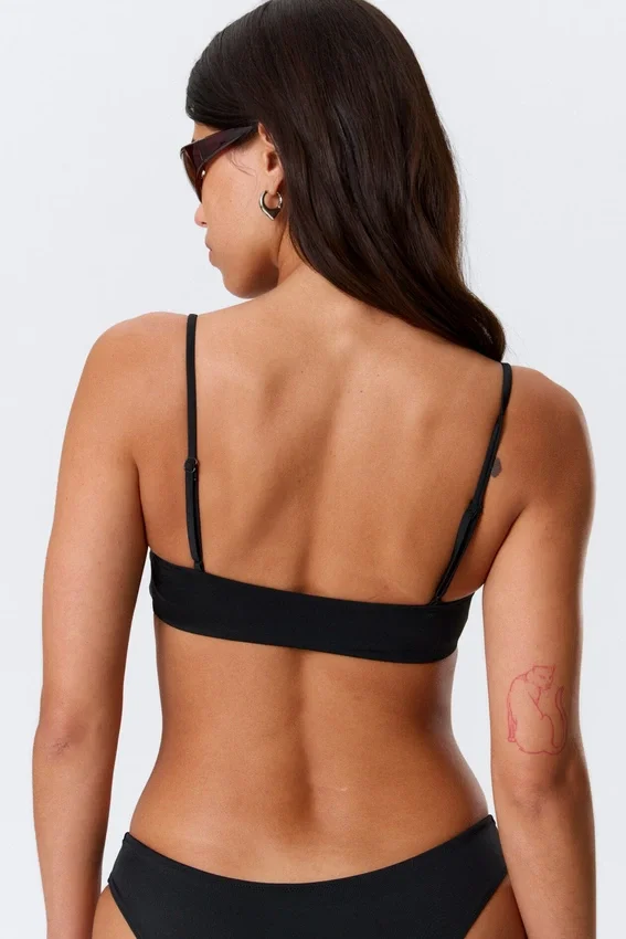 Top de bikini con cuello redondo – Negro Top de bikini con cuello redondo – Negro