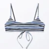 Top de bikini con cuello redondo – Rayas azules