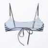 Top de bikini con cuello redondo – Rayas azules