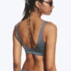Top de bikini con escote pronunciado y corte elástico – Azul empolvado – Brillo Top de bikini con escote pronunciado y corte elástico – Azul empolvado – Brillo