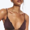 Top de bikini con volantes – Rojo oscuro Top de bikini con volantes – Rojo oscuro
