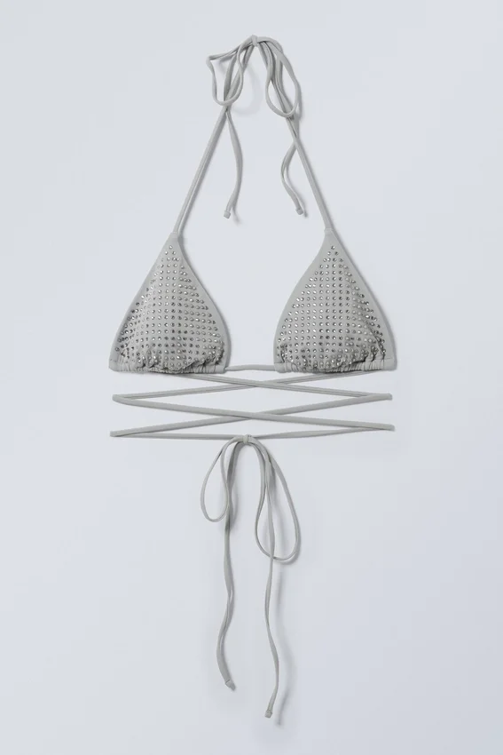 Top de bikini cruzado con pedrería – Gris – Pedrería Top de bikini cruzado con pedrería – Gris – Pedrería