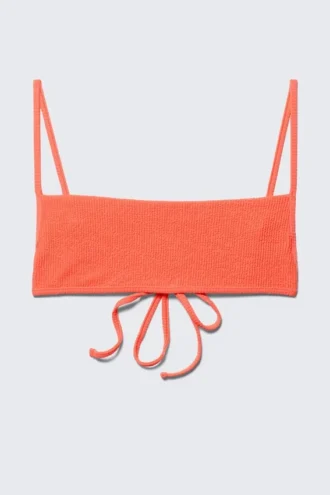 Top de bikini estructurado con cuello cuadrado – Rojo brillante Top de bikini estructurado con cuello cuadrado – Rojo brillante