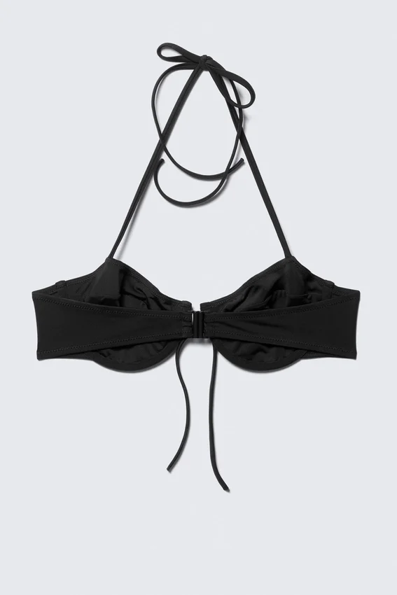 Top de bikini halter con tirantes y aros – Negro Top de bikini halter con tirantes y aros – Negro