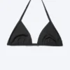 Top de bikini triangular con cuello halter y escote redondeado – Negro Top de bikini triangular con cuello halter y escote redondeado – Negro