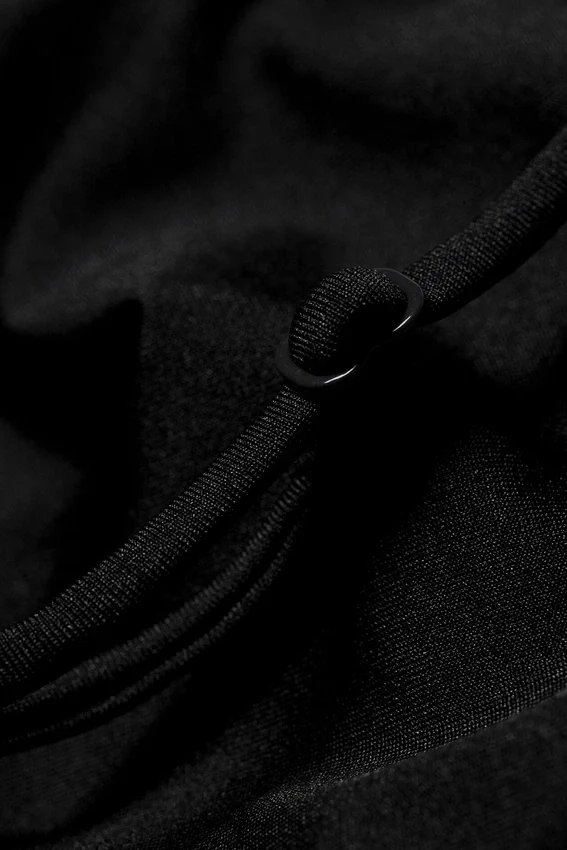 Top de bikini triangular con espalda nadadora – Negro Top de bikini triangular con espalda nadadora – Negro