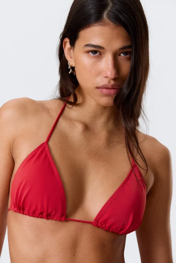 Top de bikini triangular con lazos – Rojo brillante Top de bikini triangular con lazos – Rojo brillante