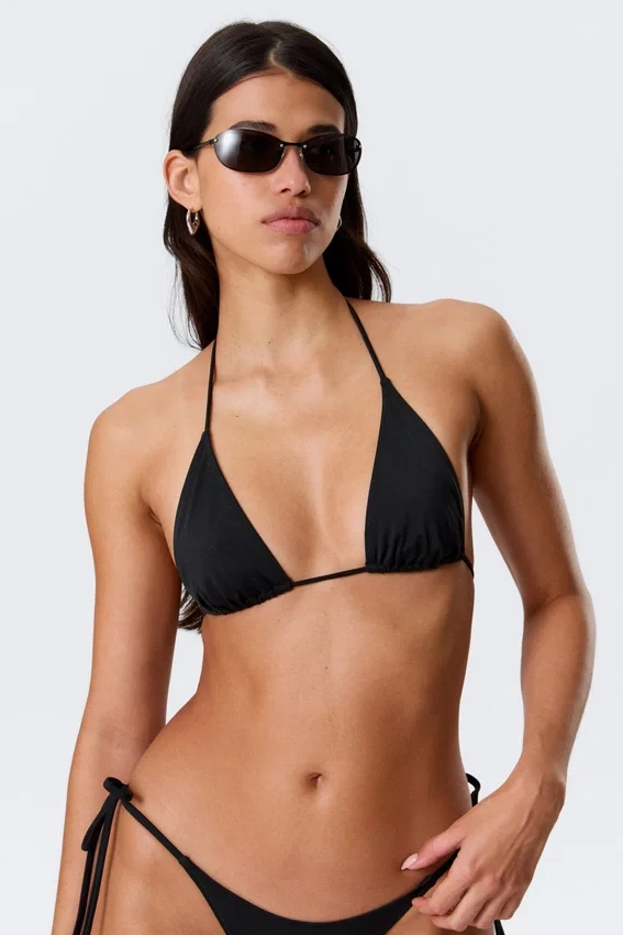 Top de bikini triangular con tirantes – Negro Top de bikini triangular con tirantes – Negro