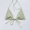 Top de bikini triangular con tirantes – Verde claro brillante Top de bikini triangular con tirantes – Verde claro brillante