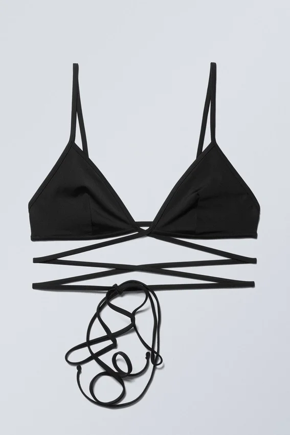 Top de bikini triangular cruzado – Negro Top de bikini triangular cruzado – Negro