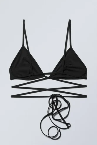 Top de bikini triangular cruzado – Negro