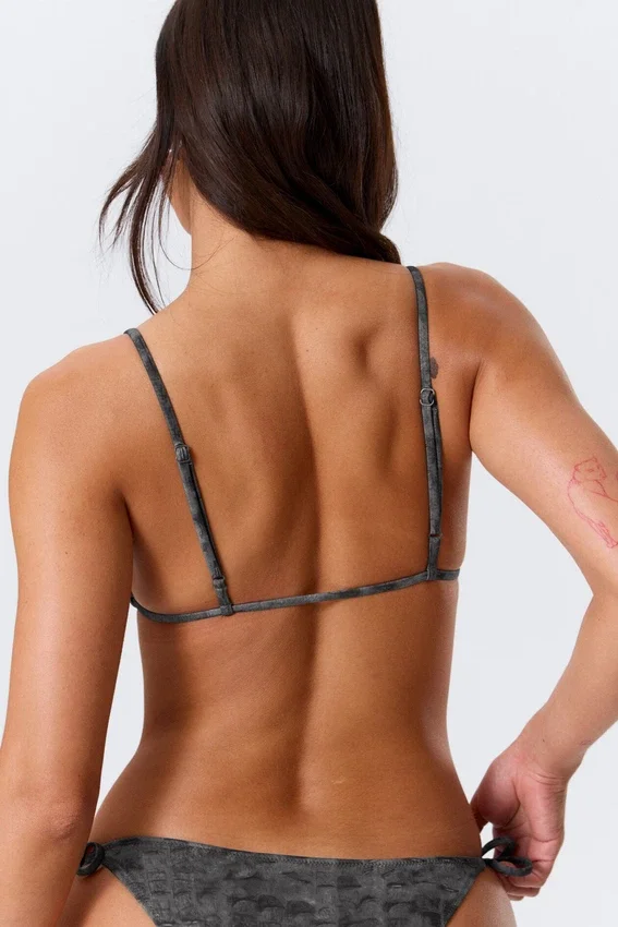 Top de bikini triangular estampado – Gris oscuro estampado Top de bikini triangular estampado – Gris oscuro estampado