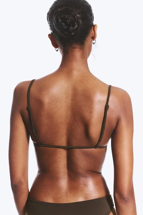 Top de bikini triangular – Marrón oscuro Top de bikini triangular – Marrón oscuro