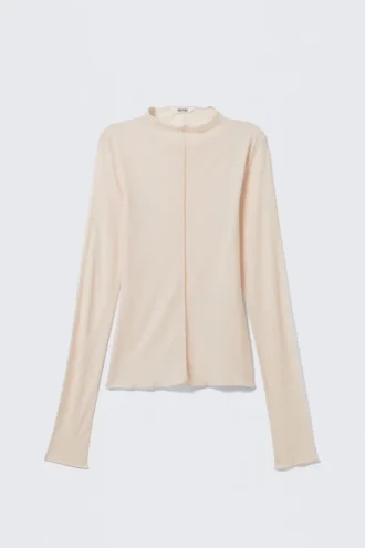 Top de cuello alto y manga larga de corte ajustado – Beige