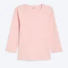Top de cuello redondo y manga tres cuartos – Melocotón claro empolvado Top de cuello redondo y manga tres cuartos – Melocotón claro empolvado
