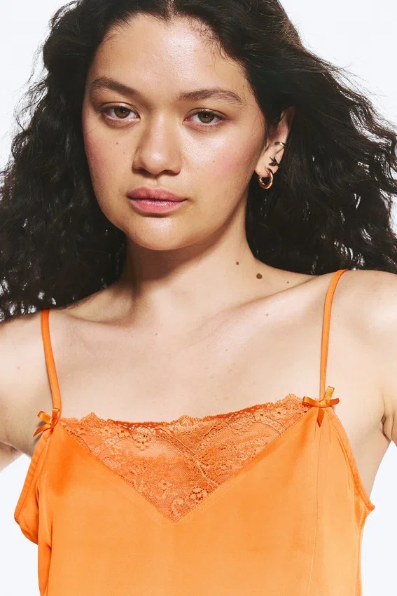 Top de encaje satinado – Naranja Top de encaje satinado – Naranja